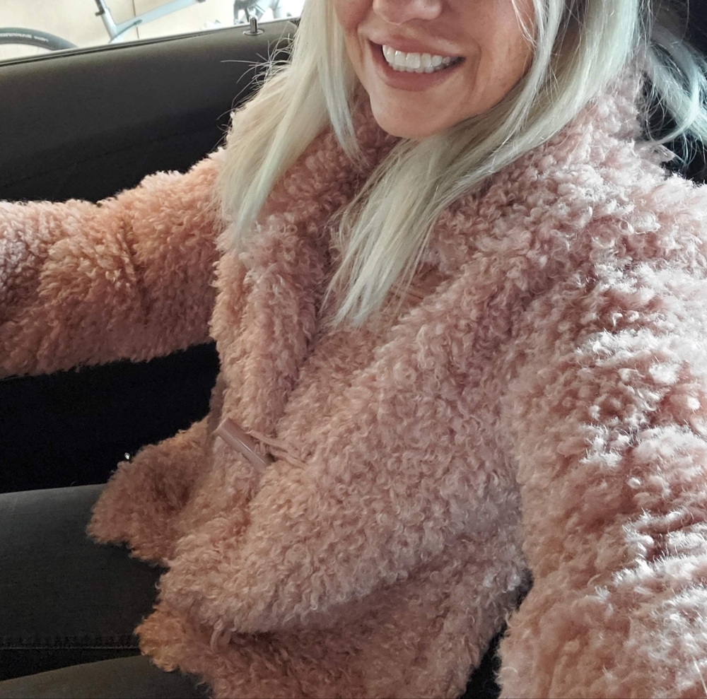 Lauren Conrad Dusty Pink Teddy Coat. Pink toggle closures - Picture 4 of 4